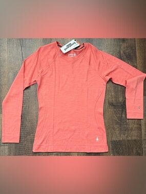 Smartwool Women’s Long-Sleeve Merino Base Layer Top (sunset coral)